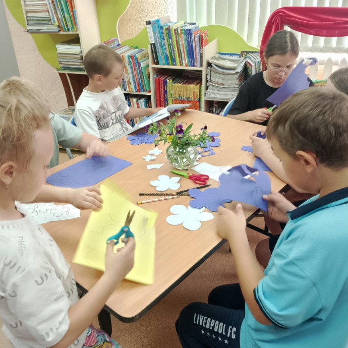 Мастер-класс «Цветок из фомиарана»