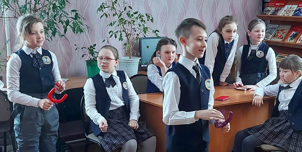 Слава нашим генералам, слава нашим адмиралам, слава нашим рядовым