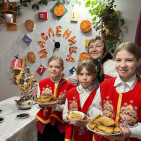 Час фольклора «Масленица идёт, блин да мёд несёт!» 3 Час фольклора «Масленица идёт, блин да мёд несёт!» 3